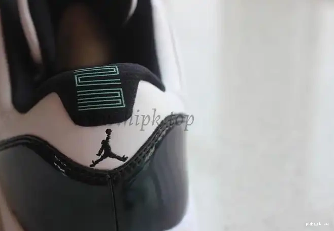 pairs Nike Jordan 11 “Emerald” Air Low 0527